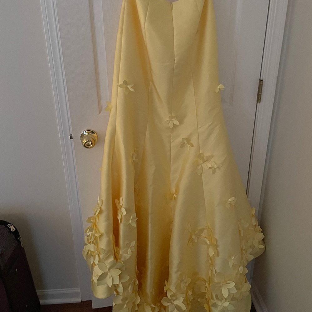 Sherri Hill prom dress